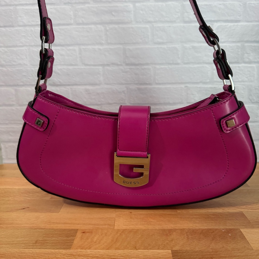 Guess Pink Shoulder Bag Y2K Vintage